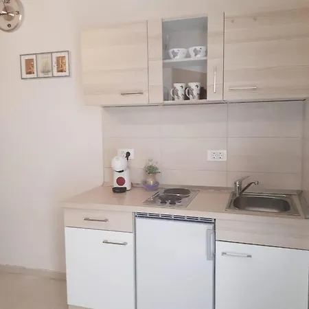 Center Tomislav Apartman *