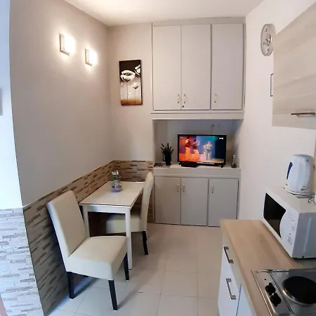 Center Tomislav Apartman *